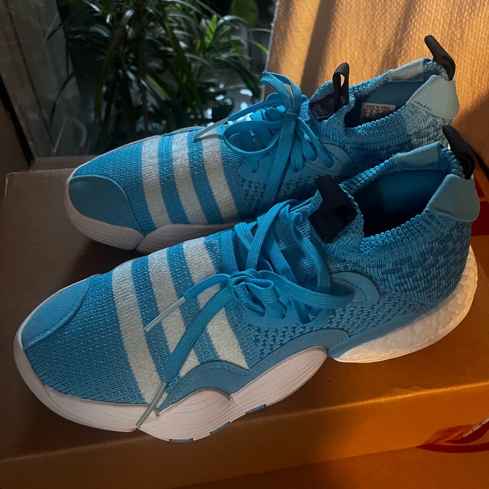 Adidas Light Blue and White Knit Sneakers